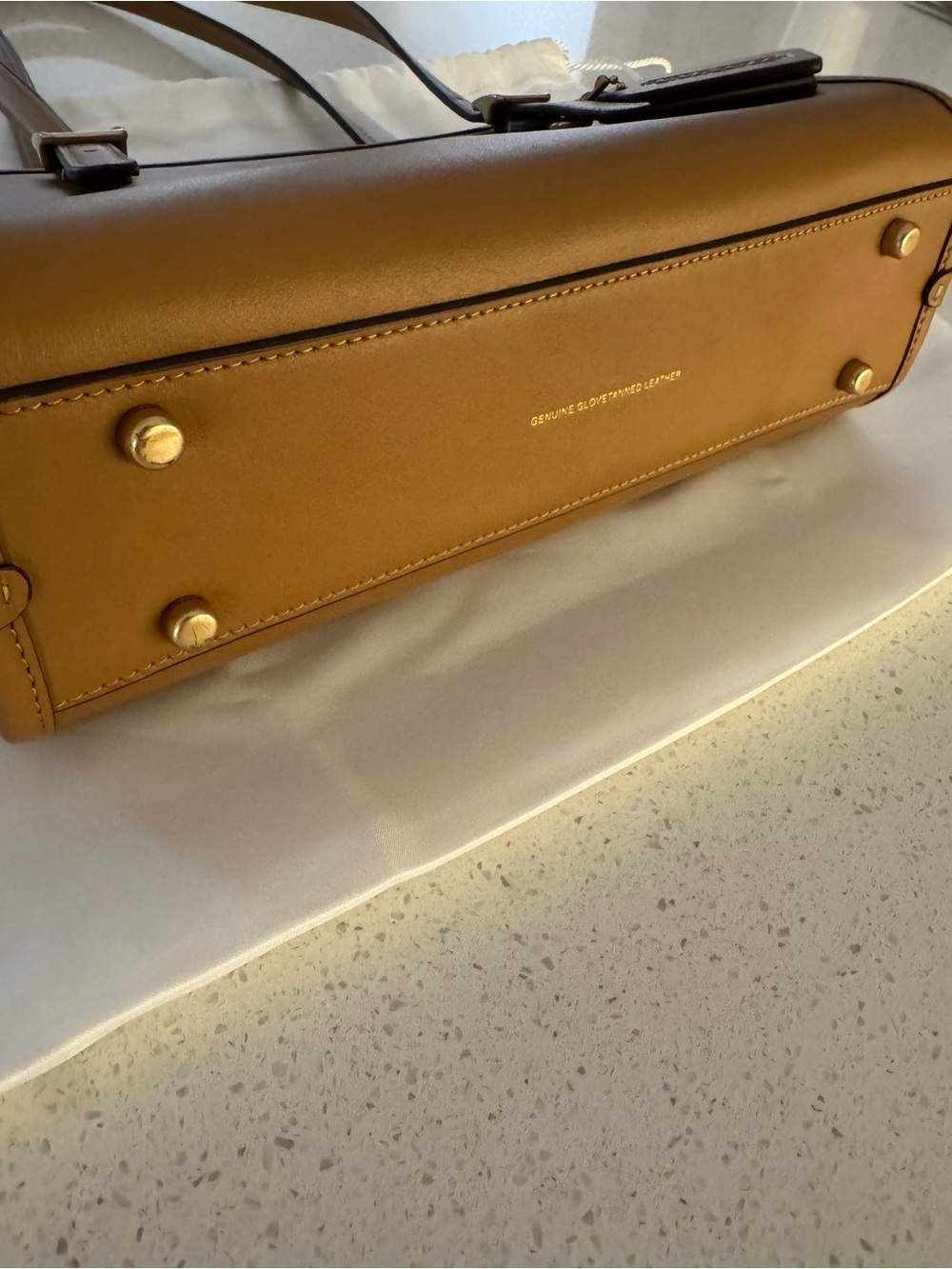 Coach Honey Brown Swing Zip Shoulder Bag - Picture 2 of 7